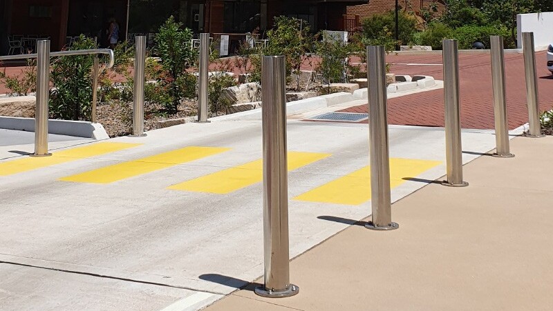 stainless steel surface mount bollard